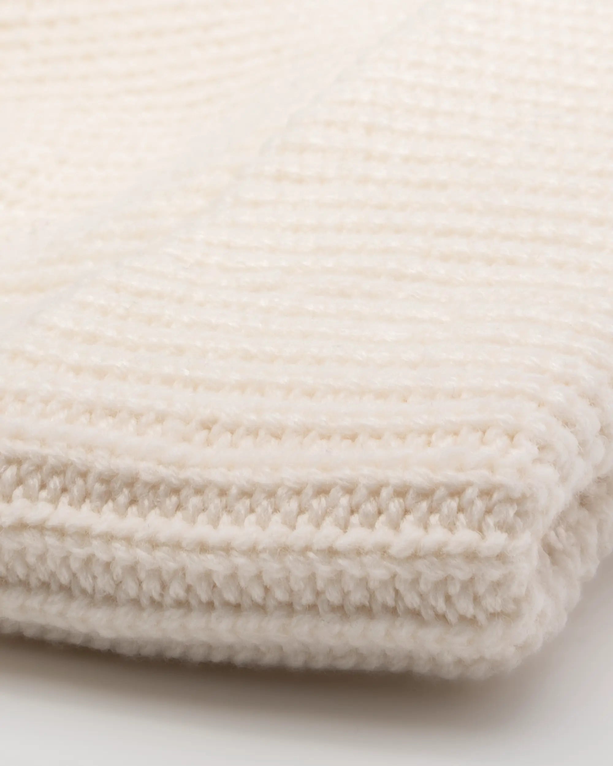 Bonnet Colfax en laine mérinos couleur crème