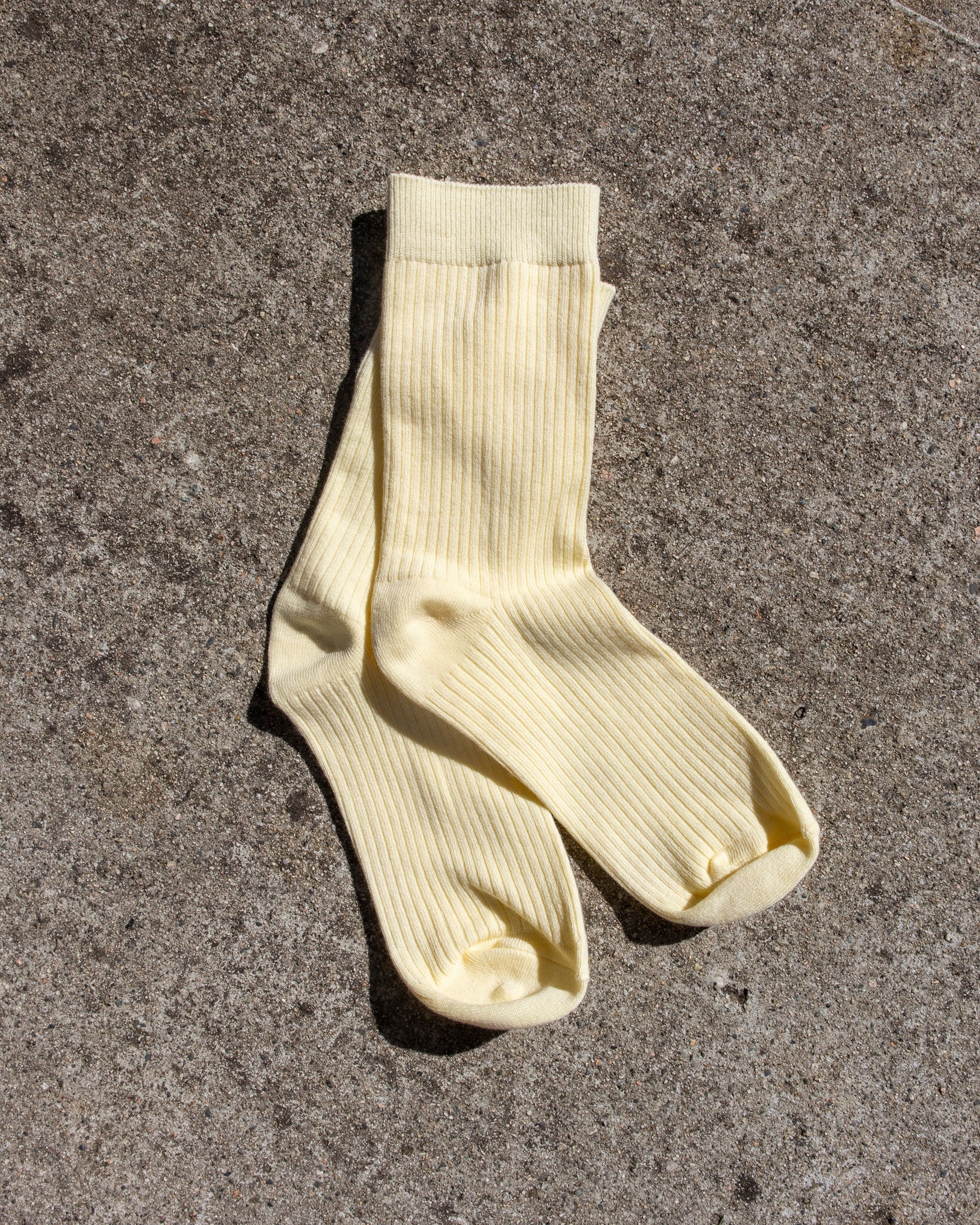 Roam Socks in Sorbet