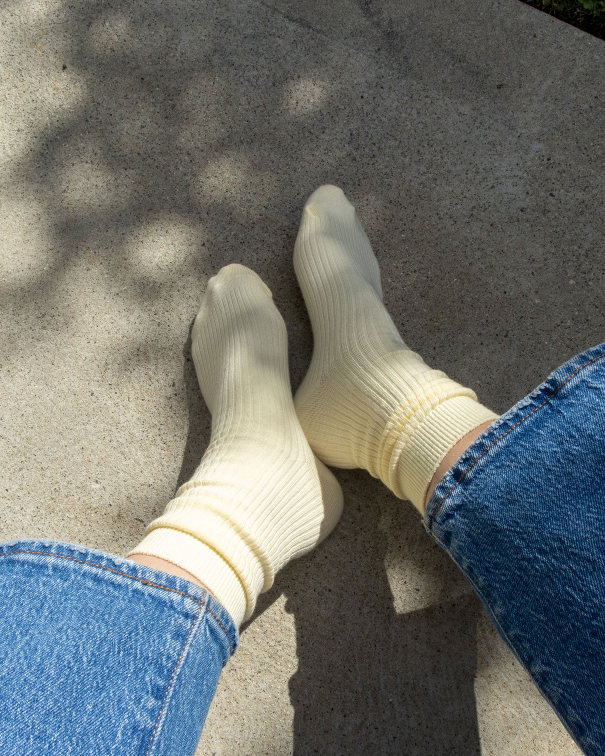 Roam Socks in Sorbet