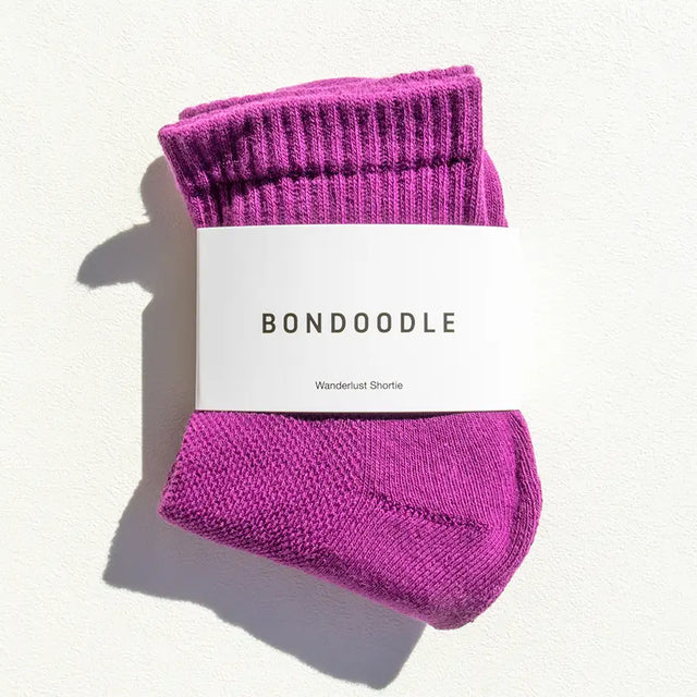 Wanderlust Shortie in Raspberry