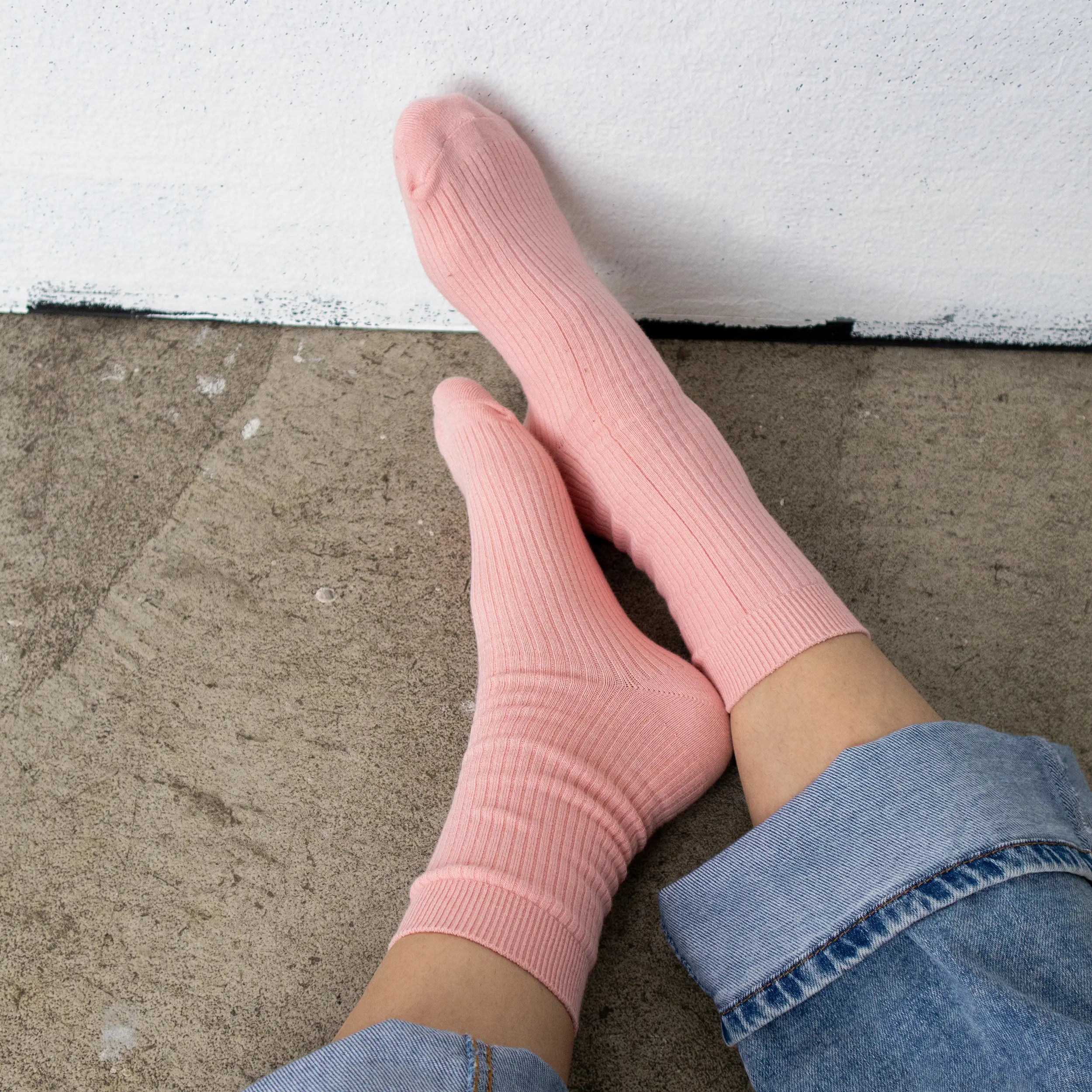 Bondoodle Roam socks in Rosé