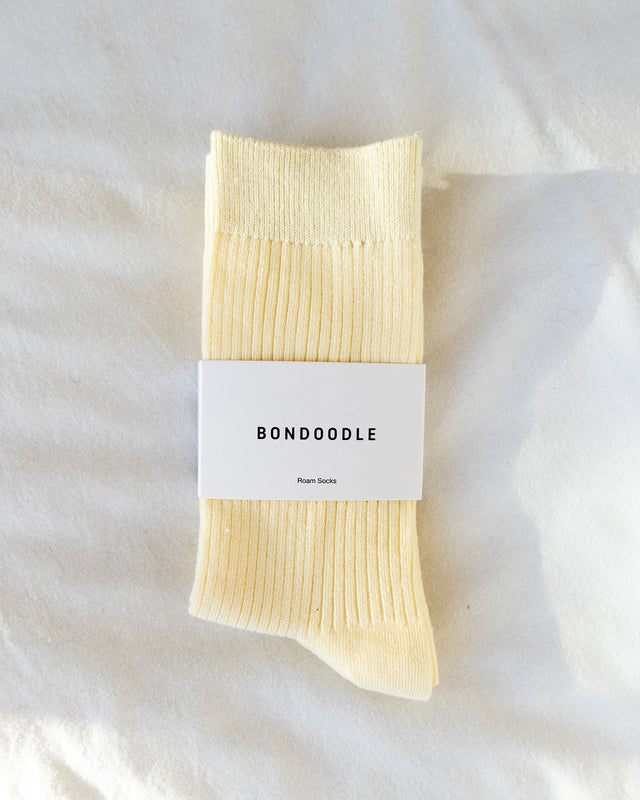 Premium cotton Roam socks in light yellow
